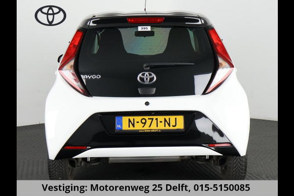 Toyota Aygo 1.0 VVT-i X-PLAY BITONE CARPLAY NAVI AIRCO. CAMERA. BLUETOOTH.