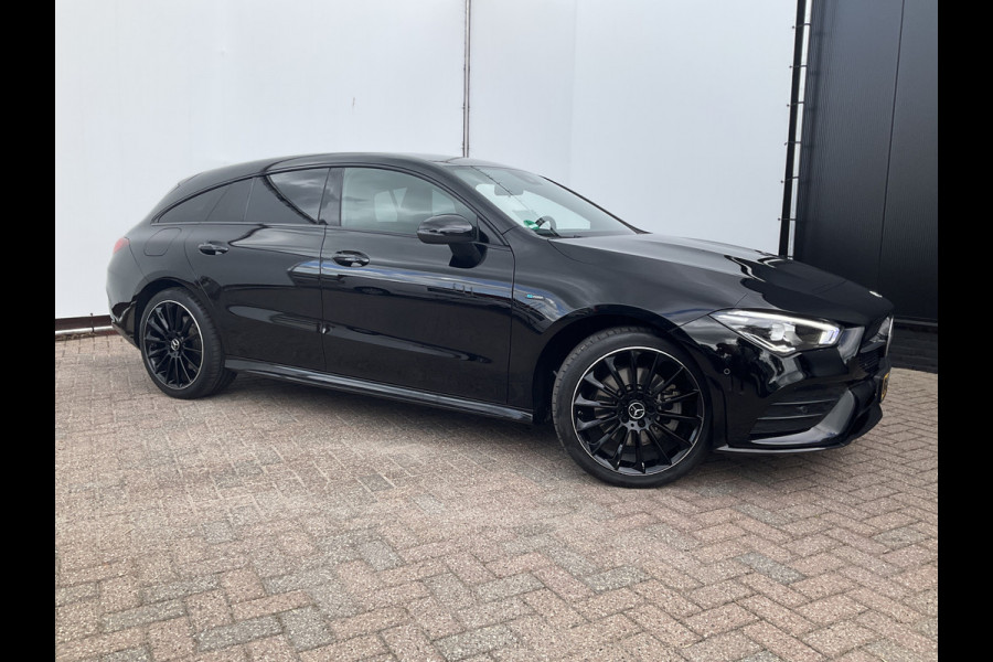 Mercedes-Benz CLA-Klasse 250 e 263pk AMG B Solution Stoelverw Navi/Cam PHEV Plug-in Shooting Brake