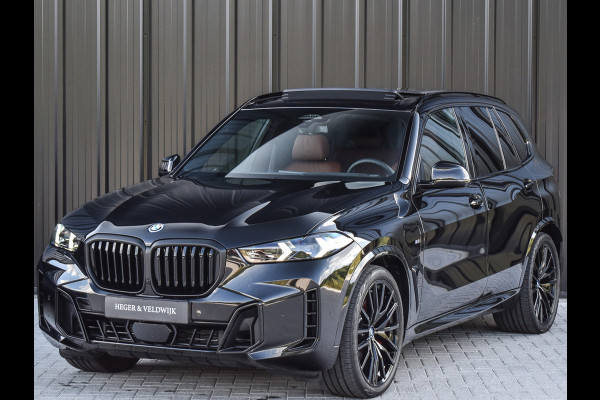 BMW X5 xDrive50e | M-SPORT | ICONIC GLOW | COMFORT ACCESS | CARBON INLEG | SOFT-CLOSE | TREKHAAK | PANORAMADAK | COMFORT SEATS | ADAPTI
