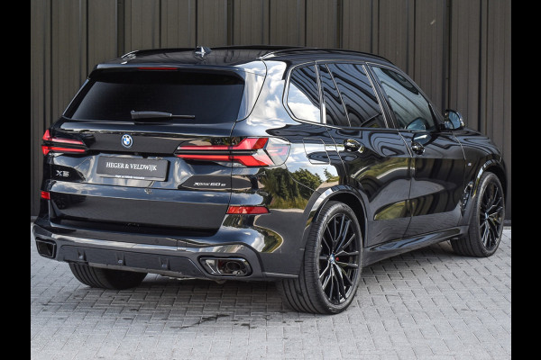 BMW X5 xDrive50e | M-SPORT | ICONIC GLOW | COMFORT ACCESS | CARBON INLEG | SOFT-CLOSE | TREKHAAK | PANORAMADAK | COMFORT SEATS | ADAPTI