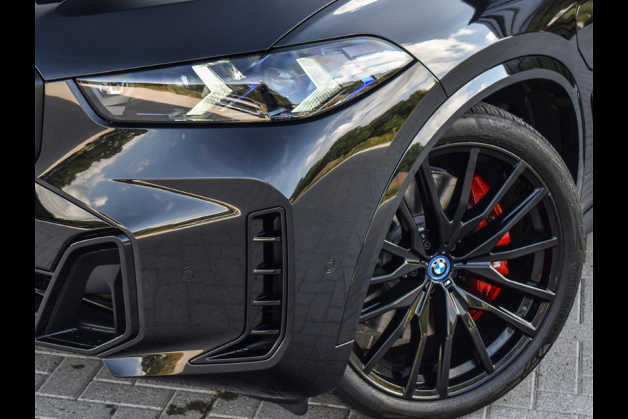 BMW X5 xDrive50e | M-SPORT | ICONIC GLOW | COMFORT ACCESS | CARBON INLEG | SOFT-CLOSE | TREKHAAK | PANORAMADAK | COMFORT SEATS | ADAPTI