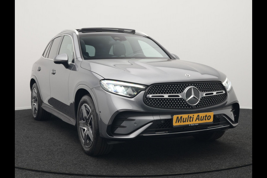 Mercedes-Benz GLC 300e 4MATIC AMG Line Plug In Hybrid 313pk PHEV | Luchtvering | Trekhaak af Fabriek | Panodak | 4 Wielbesturing | 360 Camera |  Lederen Sportstoelen Massage & Ventilatie | Adaptive Cruise