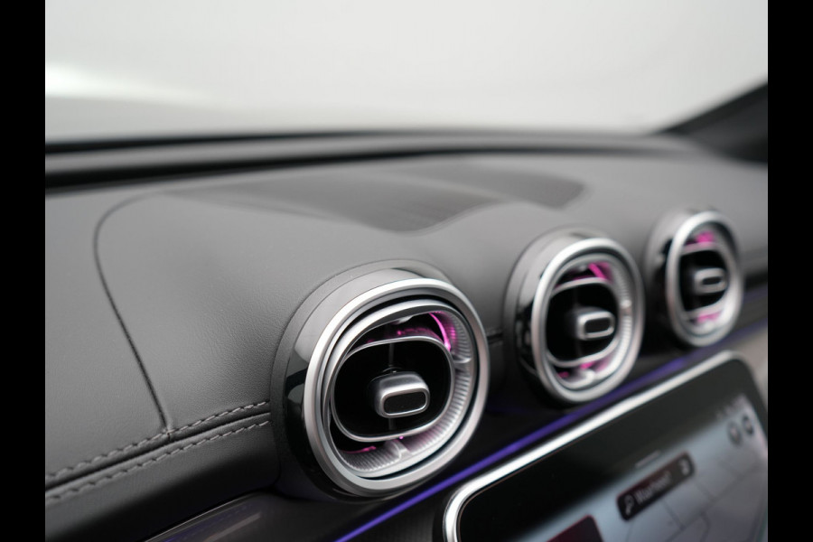 Mercedes-Benz GLC 300e 4MATIC AMG Line Plug In Hybrid 313pk PHEV | Luchtvering | Trekhaak af Fabriek | Panodak | 4 Wielbesturing | 360 Camera |  Lederen Sportstoelen Massage & Ventilatie | Adaptive Cruise