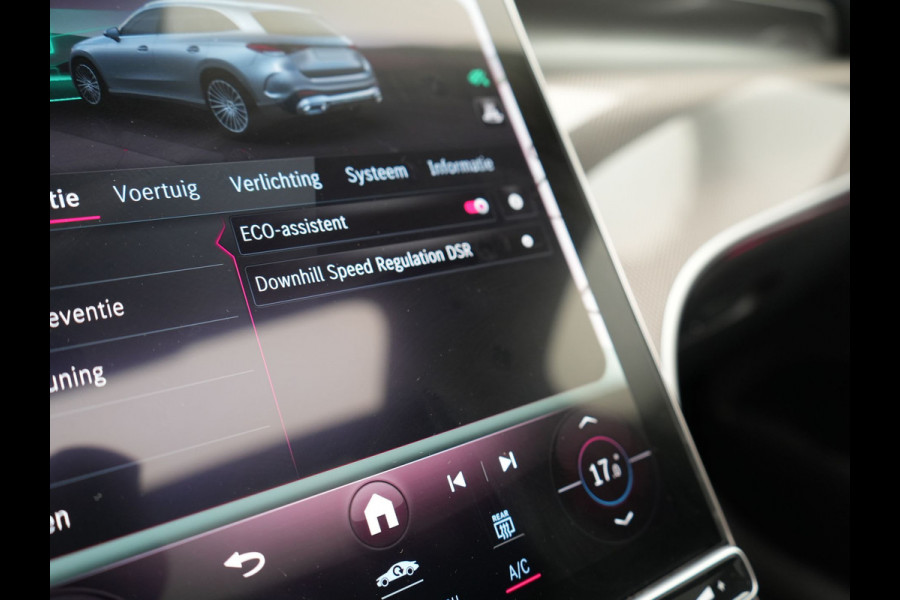 Mercedes-Benz GLC 300e 4MATIC AMG Line Plug In Hybrid 313pk PHEV | Luchtvering | Trekhaak af Fabriek | Panodak | 4 Wielbesturing | 360 Camera |  Lederen Sportstoelen Massage & Ventilatie | Adaptive Cruise