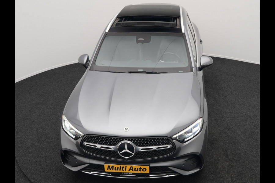 Mercedes-Benz GLC 300e 4MATIC AMG Line Plug In Hybrid 313pk PHEV | Luchtvering | Trekhaak af Fabriek | Panodak | 4 Wielbesturing | 360 Camera |  Lederen Sportstoelen Massage & Ventilatie | Adaptive Cruise
