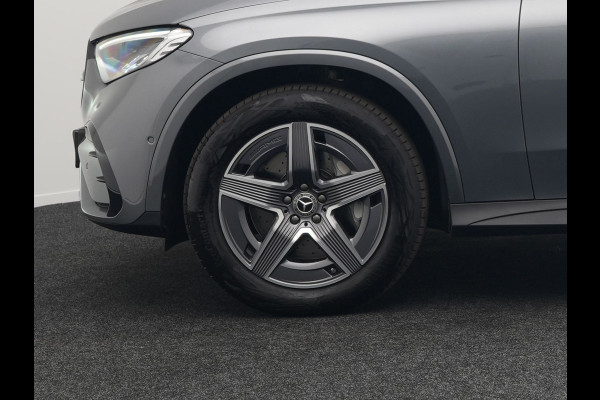 Mercedes-Benz GLC 300e 4MATIC AMG Line Plug In Hybrid 313pk PHEV | Luchtvering | Trekhaak af Fabriek | Panodak | 4 Wielbesturing | 360 Camera |  Lederen Sportstoelen Massage & Ventilatie | Adaptive Cruise
