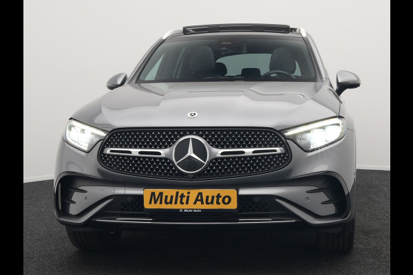 Mercedes-Benz GLC 300e 4MATIC AMG Line Plug In Hybrid 313pk PHEV | Luchtvering | Trekhaak af Fabriek | Panodak | 4 Wielbesturing | 360 Camera |  Lederen Sportstoelen Massage & Ventilatie | Adaptive Cruise