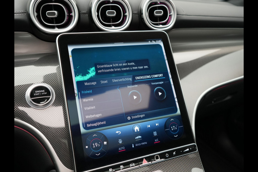 Mercedes-Benz GLC 300e 4MATIC AMG Line Plug In Hybrid 313pk PHEV | Luchtvering | Trekhaak af Fabriek | Panodak | 4 Wielbesturing | 360 Camera |  Lederen Sportstoelen Massage & Ventilatie | Adaptive Cruise