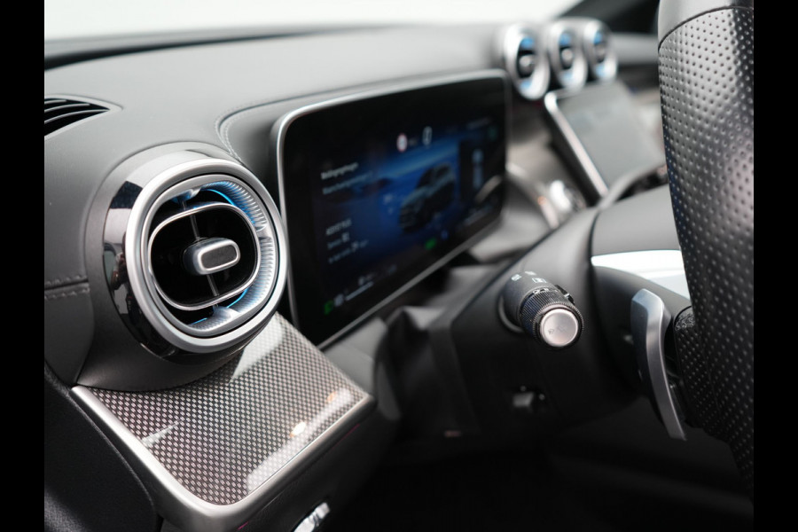Mercedes-Benz GLC 300e 4MATIC AMG Line Plug In Hybrid 313pk PHEV | Luchtvering | Trekhaak af Fabriek | Panodak | 4 Wielbesturing | 360 Camera |  Lederen Sportstoelen Massage & Ventilatie | Adaptive Cruise