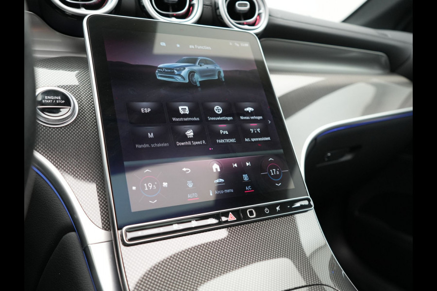 Mercedes-Benz GLC 300e 4MATIC AMG Line Plug In Hybrid 313pk PHEV | Luchtvering | Trekhaak af Fabriek | Panodak | 4 Wielbesturing | 360 Camera |  Lederen Sportstoelen Massage & Ventilatie | Adaptive Cruise