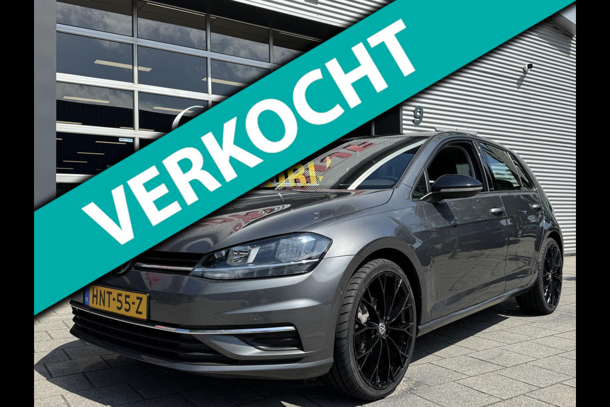 Volkswagen Golf 1.0 TSI IQ-Drive Limited - Navigatie / Apple CarPlay I Airco I LED I PDC I 19"Sport velgen I Dealer onderhouden Volkswagen Golf 1.0 TSI IQ-Drive Limited - Navigatie / Apple CarPlay I Airco I LED I PDC I 19"Sport velgen I Dealer onderhouden