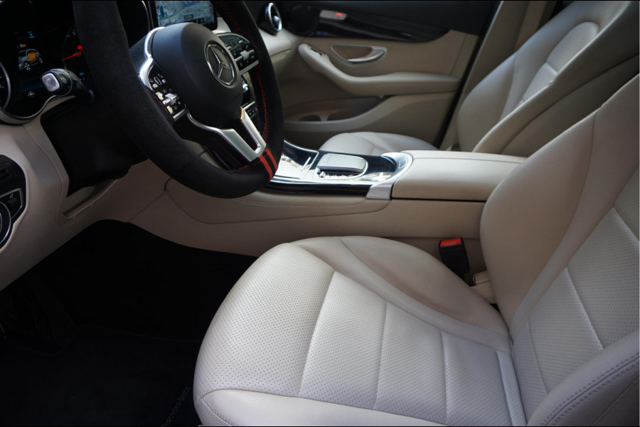 Mercedes-Benz GLC 200 Business Solution Limited | Origineel NL | Panoramadak | Trekhaak | Adaptive + Lane Departure | 360 camera | Apple Carplay | Geperforreerd lederen interieur | AMG sportvelgen