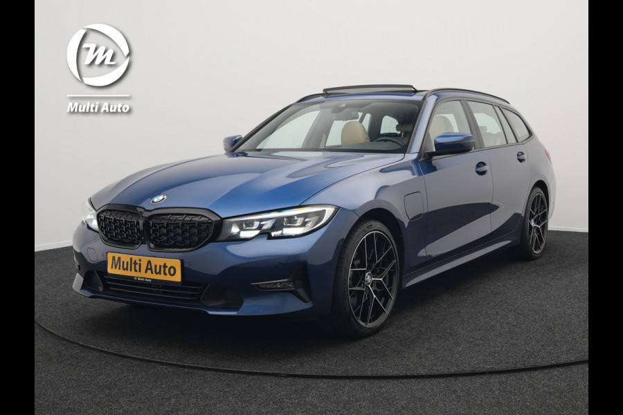 BMW 3 Serie Touring 330e Plug in Hybrid 293pk Dealer O.H | PHEV | Trekhaak Afneembaar | Panodak | Camera | 19" L.M |  Apple Carplay | LED | Leder | DAB |