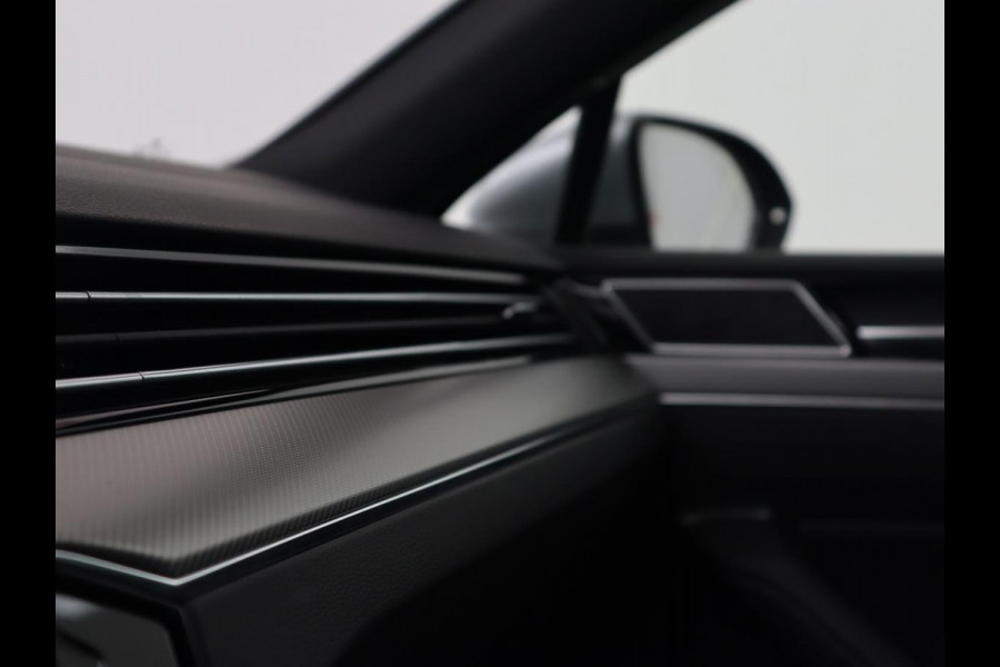 Volkswagen Passat 1.5 TSI R Line | Nappaleder | Stoelverwarming | Trekhaak | LED Plus | Adaptive cruise | Carplay | Virtual Cockpit | Navigatie | Climate control