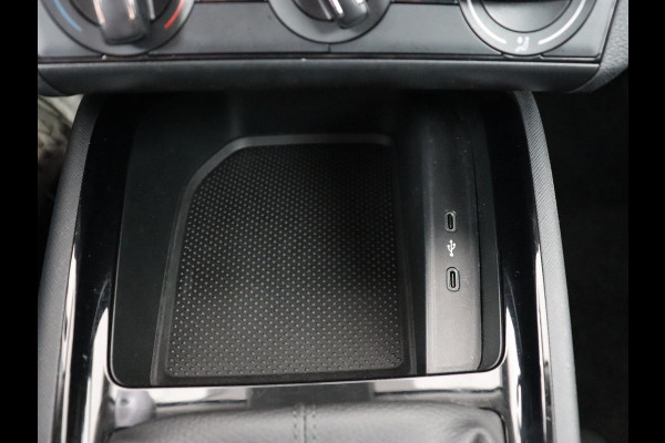 Škoda SCALA 1.0 TSI Ambition | Carplay | Parkeerhulp | Full LED | Dakspoiler | Cruise control | Airco DAB | Getint glas