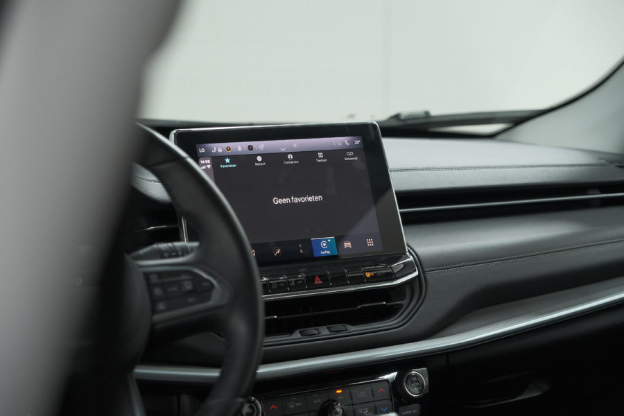 Jeep Compass 4xe 190 Plug-in Hybrid Electric Limited | Elektrisch Panoramadak | Camera | Adaptieve Cruise Control | Apple Carplay | Pack Winter