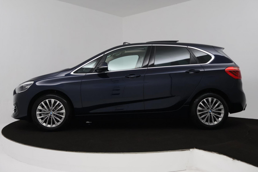 BMW 2 Serie Active Tourer 218i High Executive Edition (PANORAMADAK, ACHTERUITRIJCAMERA, STOELVERWARMING, ADAPTIVE CRUISE)