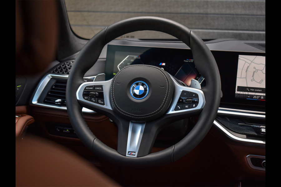 BMW X5 xDrive50e | M-SPORT | ICONIC GLOW | COMFORT ACCESS | CARBON INLEG | SOFT-CLOSE | TREKHAAK | PANORAMADAK | COMFORT SEATS | ADAPTI