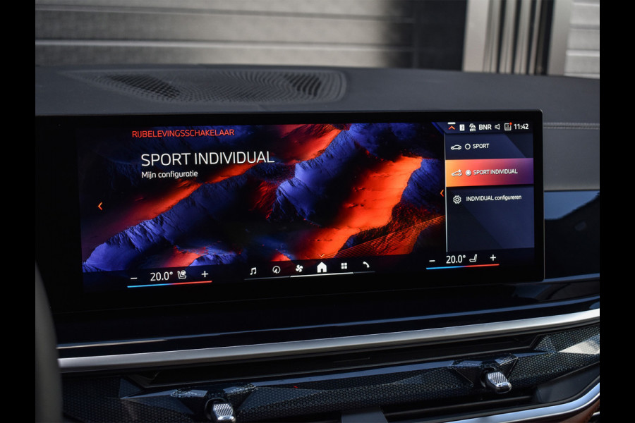 BMW X5 xDrive50e | M-SPORT | ICONIC GLOW | COMFORT ACCESS | CARBON INLEG | SOFT-CLOSE | TREKHAAK | PANORAMADAK | COMFORT SEATS | ADAPTI