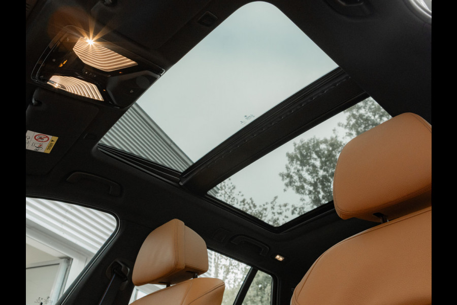 BMW 5 Serie Touring 530i M-Sport - Pano - Trekhaak - Comfortzetels - Driving + Parking Ass Plus - Hifi