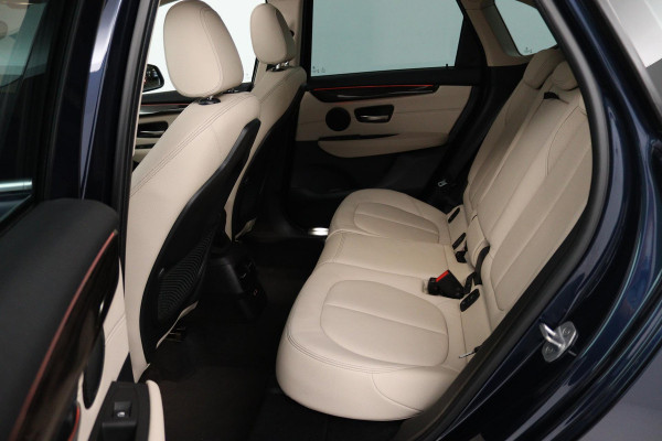 BMW 2 Serie Active Tourer 218i High Executive Edition (PANORAMADAK, ACHTERUITRIJCAMERA, STOELVERWARMING, ADAPTIVE CRUISE)