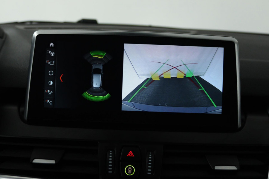 BMW 2 Serie Active Tourer 218i High Executive Edition (PANORAMADAK, ACHTERUITRIJCAMERA, STOELVERWARMING, ADAPTIVE CRUISE)