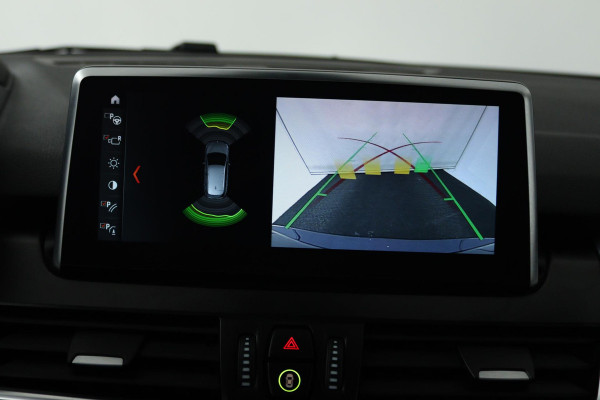 BMW 2 Serie Active Tourer 218i High Executive Edition (PANORAMADAK, ACHTERUITRIJCAMERA, STOELVERWARMING, ADAPTIVE CRUISE)