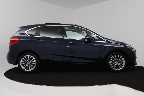 BMW 2 Serie Active Tourer 218i High Executive Edition (PANORAMADAK, ACHTERUITRIJCAMERA, STOELVERWARMING, ADAPTIVE CRUISE)