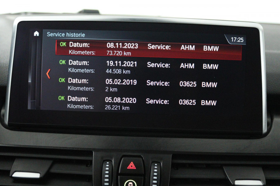 BMW 2 Serie Active Tourer 218i High Executive Edition (PANORAMADAK, ACHTERUITRIJCAMERA, STOELVERWARMING, ADAPTIVE CRUISE)