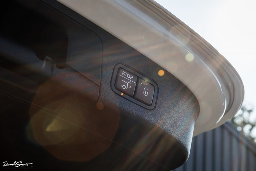 Mercedes-Benz GLA 180 Business Solution AMG | Panorama dak | Memory stoelen | Matrix led | Apple carplay |