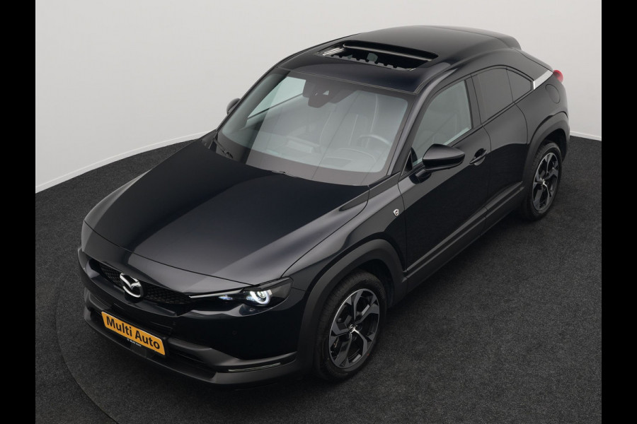 Mazda MX-30 e-SkyActiv R-EV 170 Makoto Plug In Hybrid PHEV | Schuifdak | Adaptive Cruise | 360 Camera | Head Up | BOSE Sound | Keyless | Apple Carplay | Sportstoelen Verwarmd | 18 " L.M |