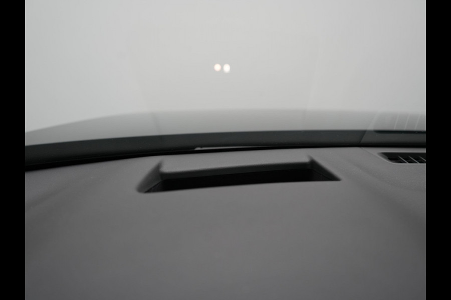 Mazda MX-30 e-SkyActiv R-EV 170 Makoto Plug In Hybrid PHEV | Schuifdak | Adaptive Cruise | 360 Camera | Head Up | BOSE Sound | Keyless | Apple Carplay | Sportstoelen Verwarmd | 18 " L.M |