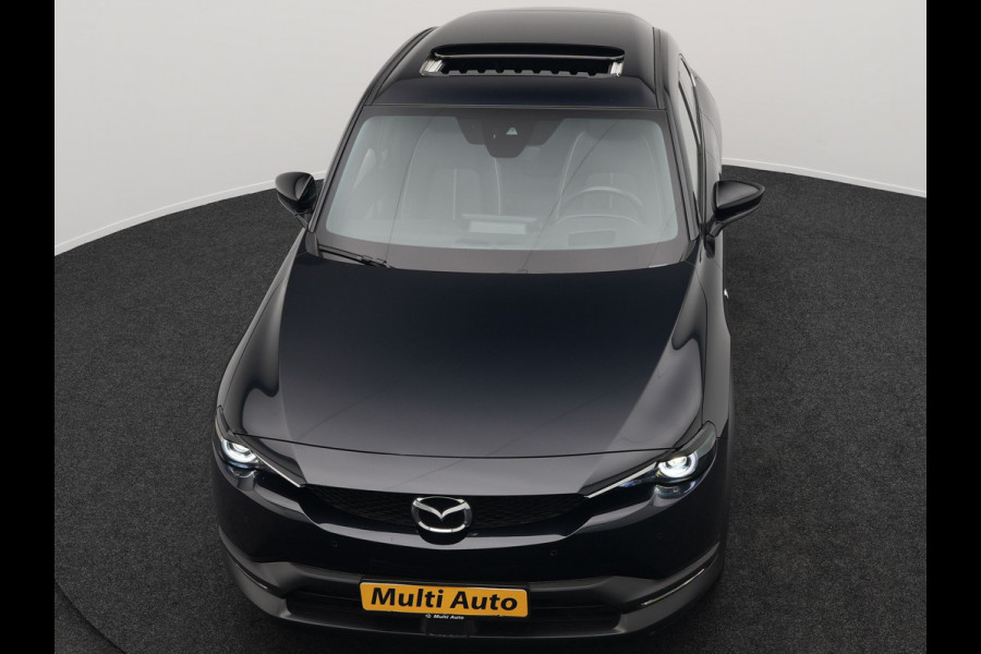 Mazda MX-30 e-SkyActiv R-EV 170 Makoto Plug In Hybrid PHEV | Schuifdak | Adaptive Cruise | 360 Camera | Head Up | BOSE Sound | Keyless | Apple Carplay | Sportstoelen Verwarmd | 18 " L.M |