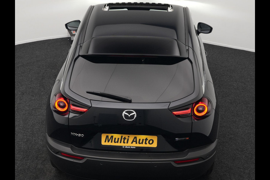 Mazda MX-30 e-SkyActiv R-EV 170 Makoto Plug In Hybrid PHEV | Schuifdak | Adaptive Cruise | 360 Camera | Head Up | BOSE Sound | Keyless | Apple Carplay | Sportstoelen Verwarmd | 18 " L.M |