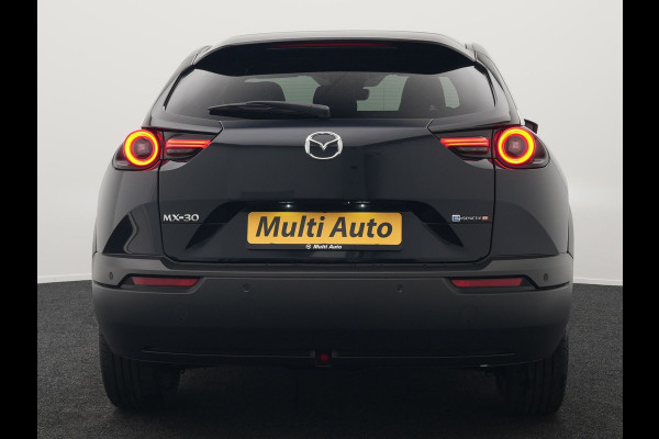 Mazda MX-30 e-SkyActiv R-EV 170 Makoto Plug In Hybrid PHEV | Schuifdak | Adaptive Cruise | 360 Camera | Head Up | BOSE Sound | Keyless | Apple Carplay | Sportstoelen Verwarmd | 18 " L.M |