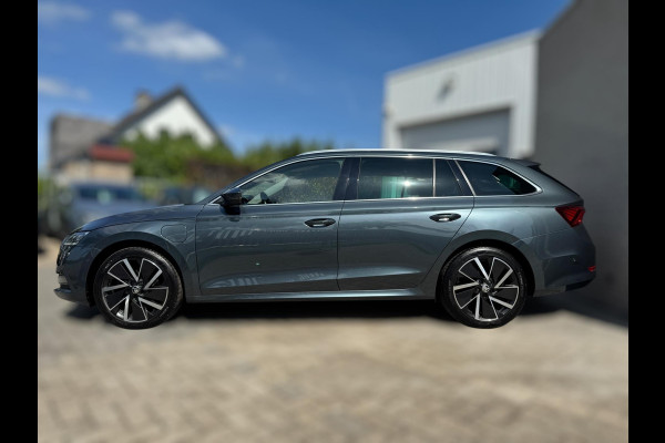 Škoda Octavia 1.4 TSI iV PHEV Business Edition Plus CAMERA / ALCANTARA / ELEKTR KLEP / NAVI / CARPLAY / STOELVERW. / MEMORY STOEL