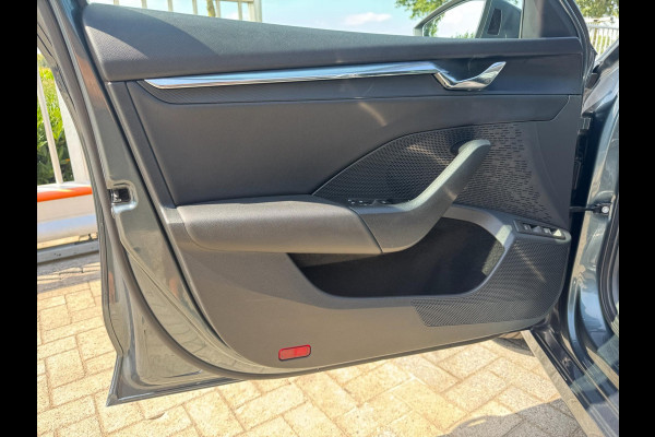 Škoda Octavia 1.4 TSI iV PHEV Business Edition Plus CAMERA / ALCANTARA / ELEKTR KLEP / NAVI / CARPLAY / STOELVERW. / MEMORY STOEL