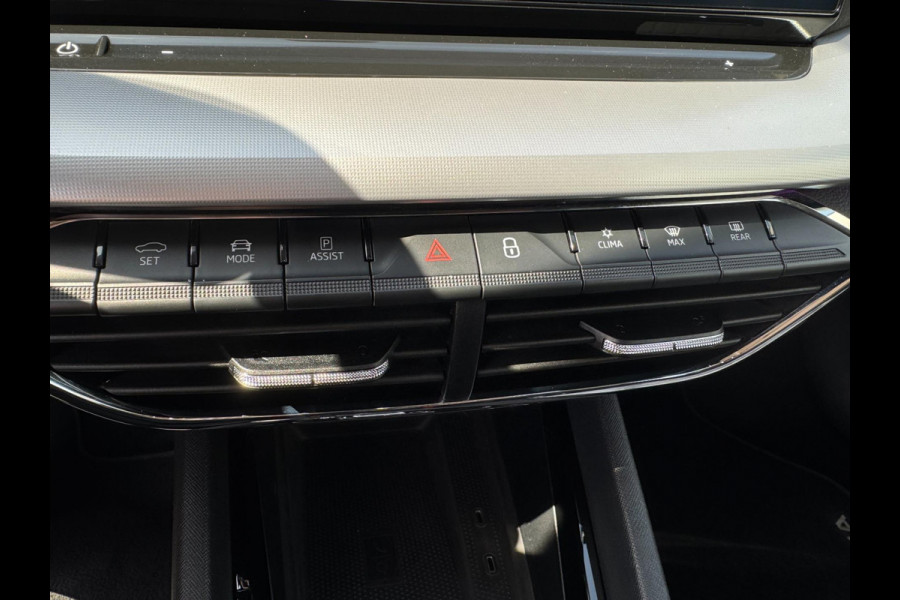 Škoda Octavia 1.4 TSI iV PHEV Business Edition Plus CAMERA / ALCANTARA / ELEKTR KLEP / NAVI / CARPLAY / STOELVERW. / MEMORY STOEL