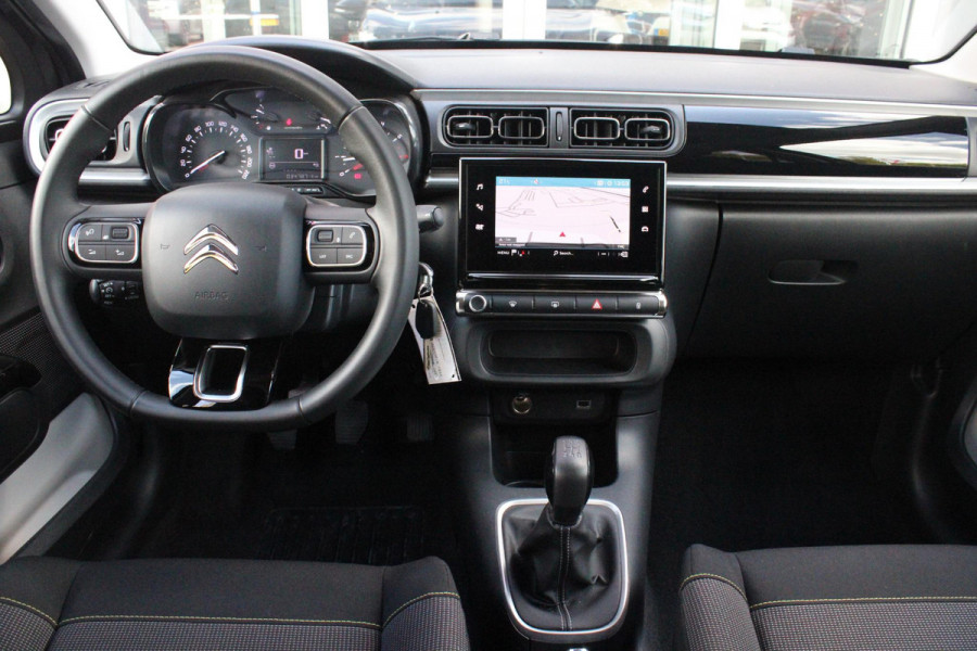 Citroën C3 1.2 82PK MAX | NAVIGATIE | ACHTERUITRIJ CAMERA | CLIMATE CONTROL | CRUISE CONTROL | APPLE CARPLAY/ANDROID AUTO | LICHTMETALEN VELGEN 16" | DAB+ RADIO | REGEN/LICHT SENSOR |