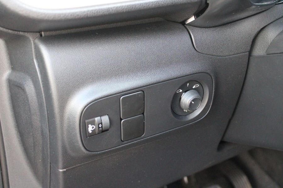 Citroën C3 1.2 82PK MAX | NAVIGATIE | ACHTERUITRIJ CAMERA | CLIMATE CONTROL | CRUISE CONTROL | APPLE CARPLAY/ANDROID AUTO | LICHTMETALEN VELGEN 16" | DAB+ RADIO | REGEN/LICHT SENSOR |