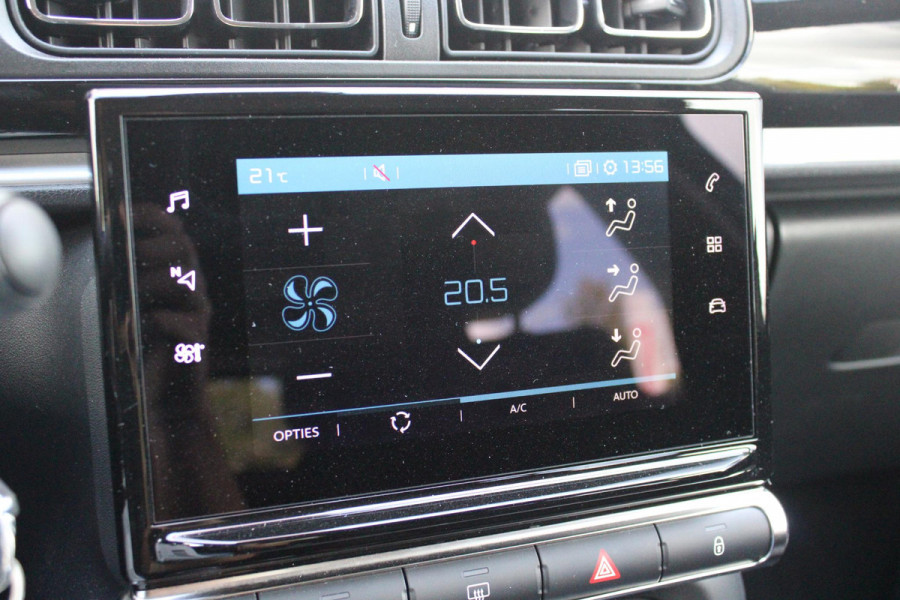 Citroën C3 1.2 82PK MAX | NAVIGATIE | ACHTERUITRIJ CAMERA | CLIMATE CONTROL | CRUISE CONTROL | APPLE CARPLAY/ANDROID AUTO | LICHTMETALEN VELGEN 16" | DAB+ RADIO | REGEN/LICHT SENSOR |