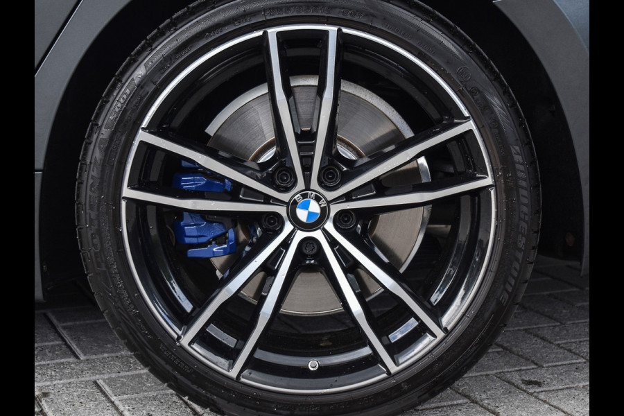 BMW 3 Serie Touring M340i xDrive BUSINESS EDITION PLUS | M-SPORT | NL-AUTO | SHADOW-LINE | PANORAMADAK | FULL-LED | M-SPORT BRAKE | SPORT DI