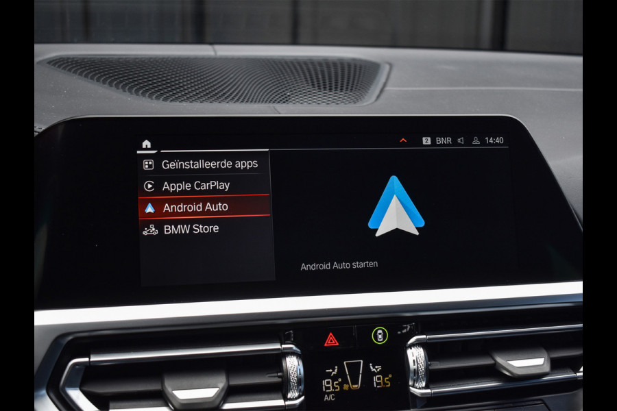 BMW 3 Serie Touring M340i xDrive BUSINESS EDITION PLUS | M-SPORT | NL-AUTO | SHADOW-LINE | PANORAMADAK | FULL-LED | M-SPORT BRAKE | SPORT DI