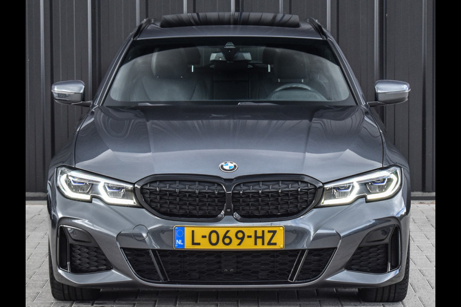 BMW 3 Serie Touring M340i xDrive BUSINESS EDITION PLUS | M-SPORT | NL-AUTO | SHADOW-LINE | PANORAMADAK | FULL-LED | M-SPORT BRAKE | SPORT DI