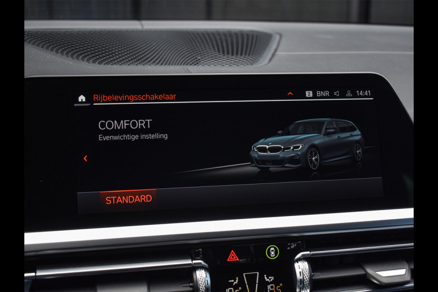 BMW 3 Serie Touring M340i xDrive BUSINESS EDITION PLUS | M-SPORT | NL-AUTO | SHADOW-LINE | PANORAMADAK | FULL-LED | M-SPORT BRAKE | SPORT DI