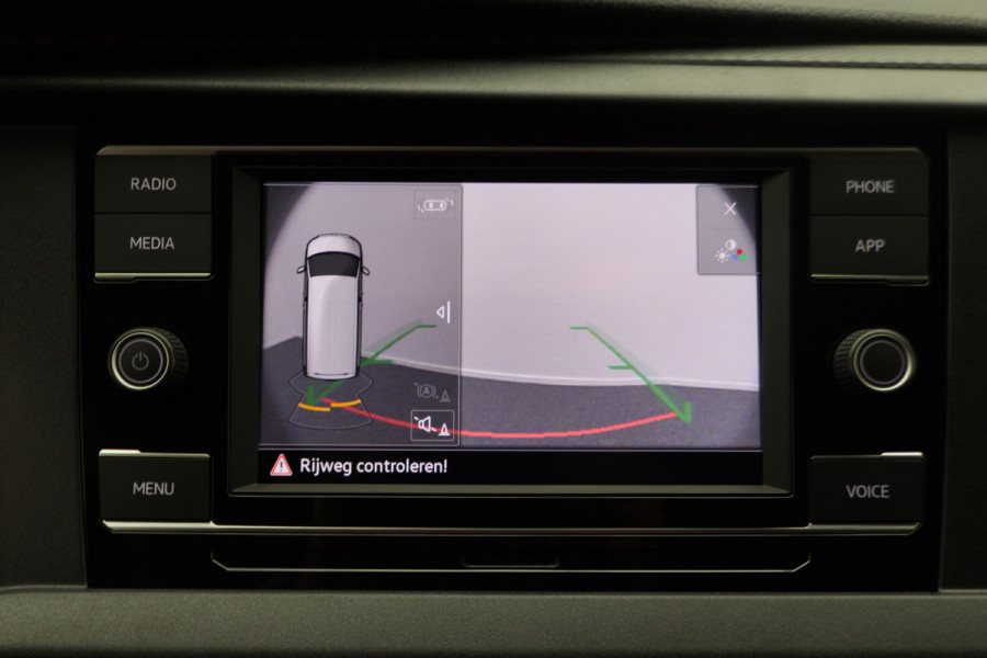 Volkswagen Transporter 2.0 TDI L1H1 Airco, ACC, LED, Camera, Apple Carplay, Bluetooth, PDC, Trekhaak, 18''