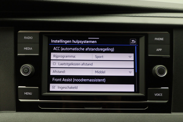 Volkswagen Transporter 2.0 TDI L1H1 Airco, ACC, LED, Camera, Apple Carplay, Bluetooth, PDC, Trekhaak, 18''