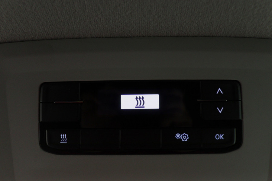 Volkswagen Transporter 2.0 TDI L1H1 Airco, ACC, LED, Camera, Apple Carplay, Bluetooth, PDC, Trekhaak, 18''