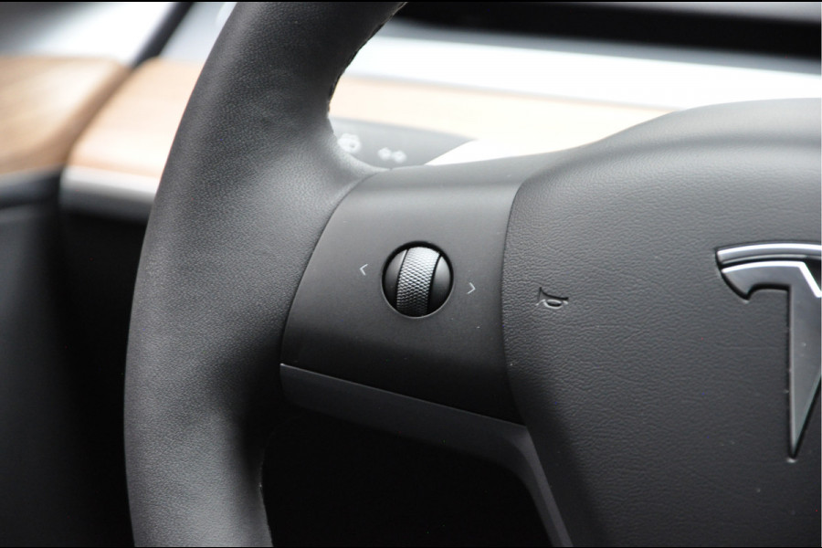 Tesla Model 3 Long Range AWD 75 kWh Autopilot ACC Lane Stuurverwarming