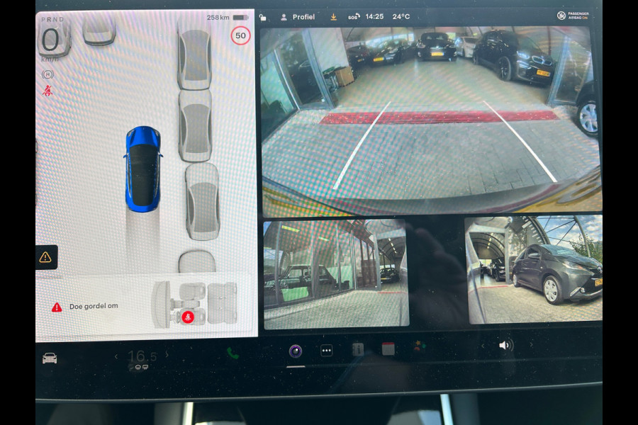 Tesla Model 3 Standard RWD Plus 60 kWh Trekhaak (1.000kg) SOH 88% 19 INCH Rijklaarprijs!